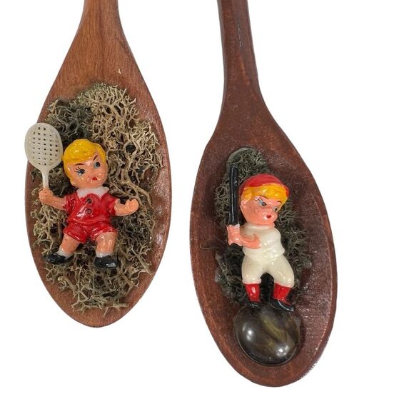6 Vintage Wooden Decorative Spoons Kitschy Sports Children Hanging Unique - Picture 3 of 9